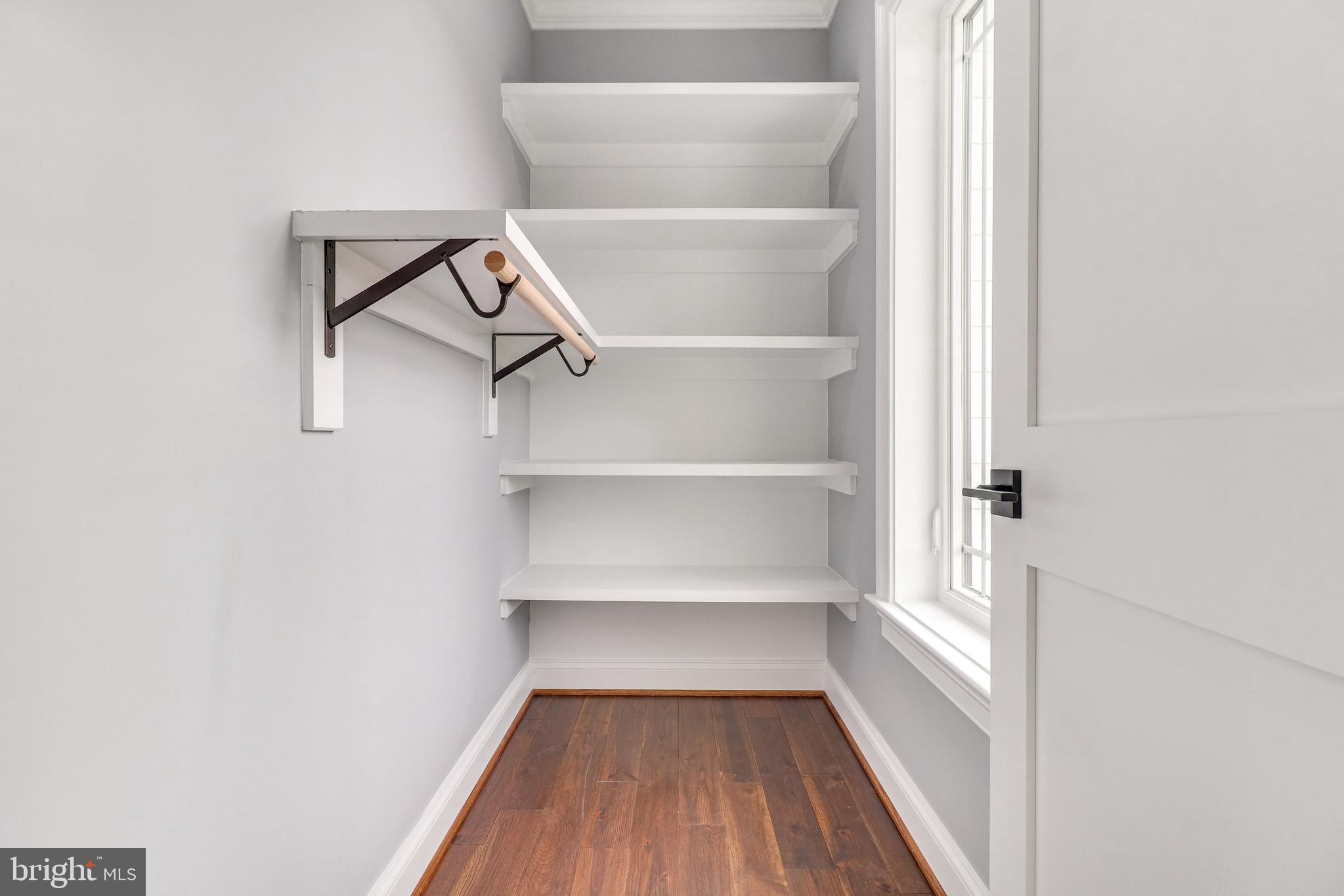 OAKCREST - Residential