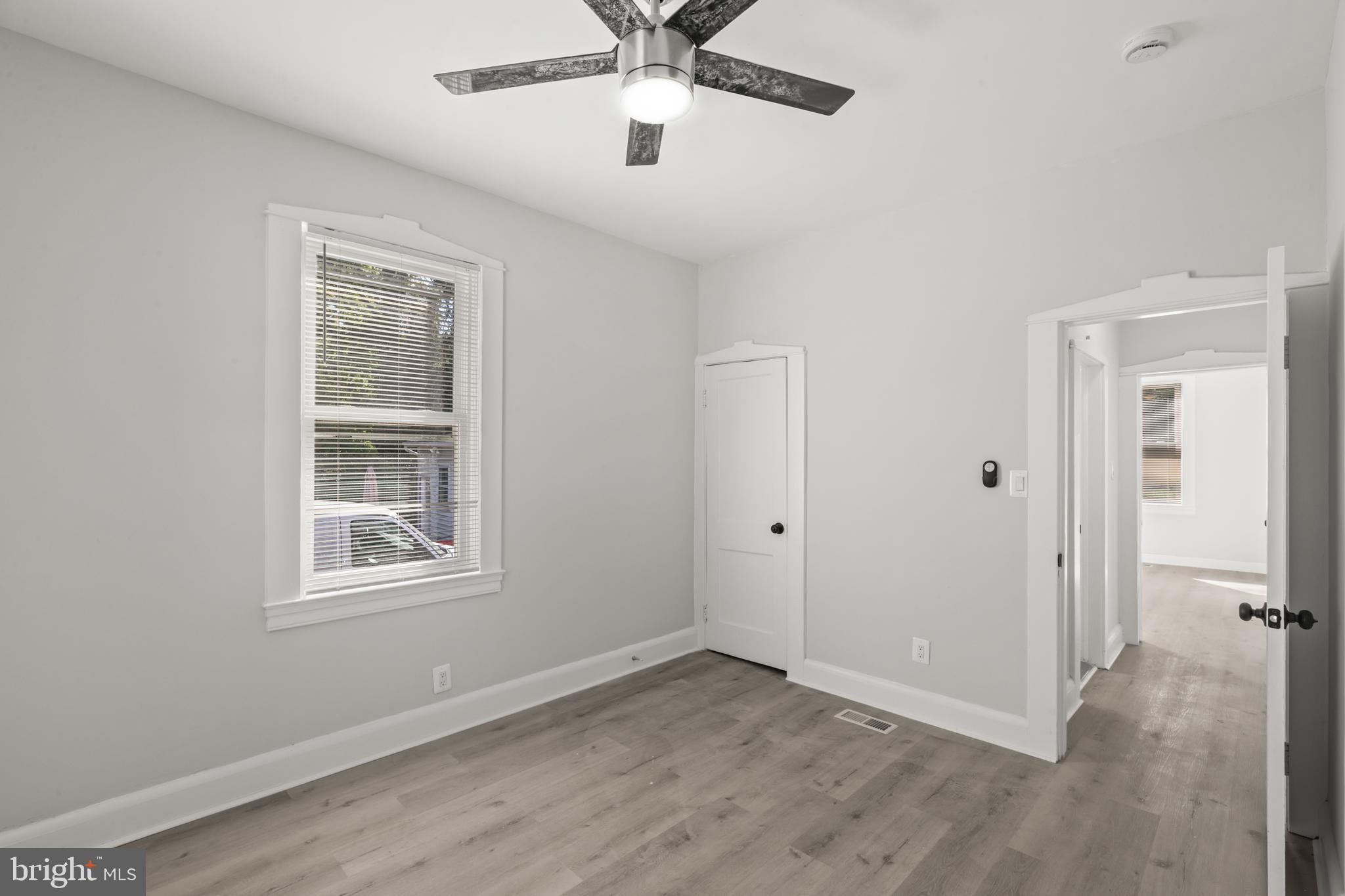 BROAD ACRES - Residential