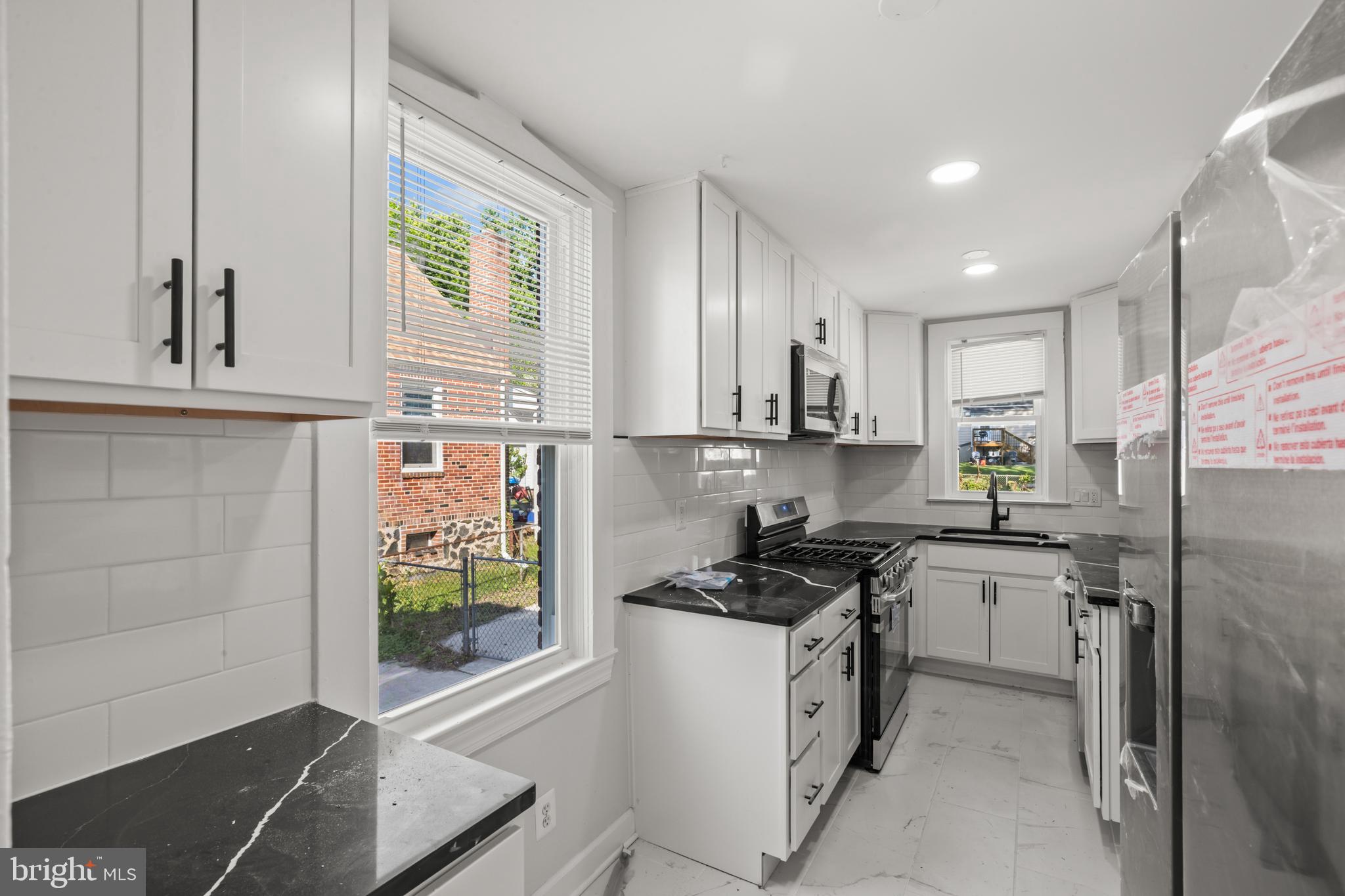 BROAD ACRES - Residential