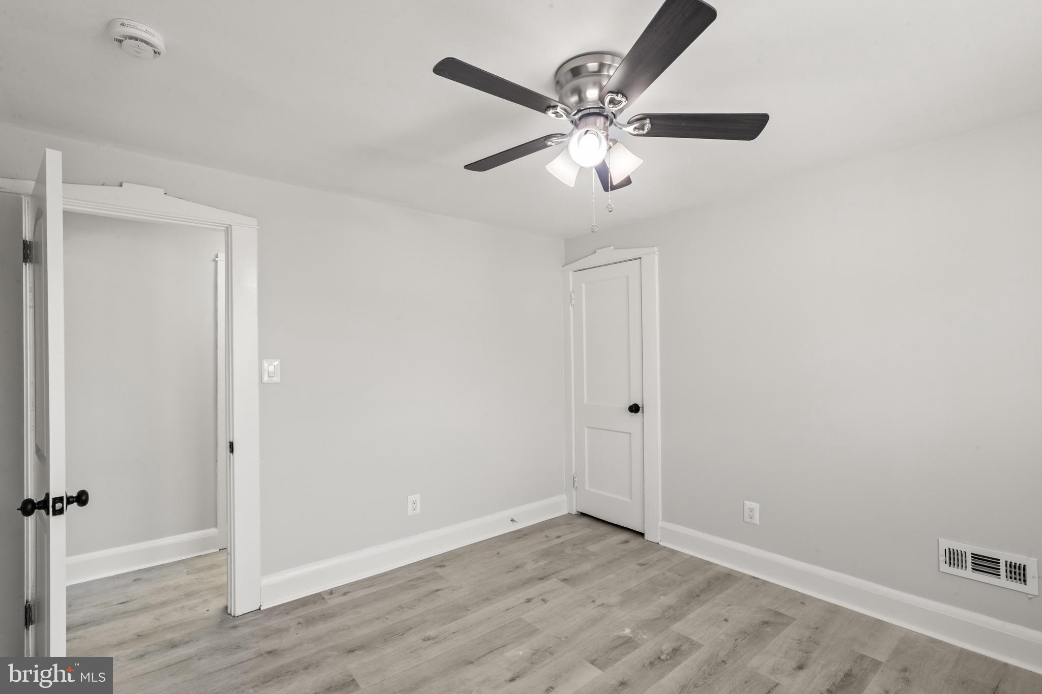 BROAD ACRES - Residential
