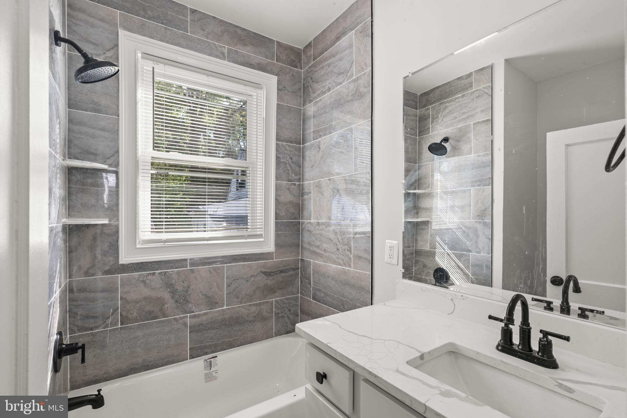 BROAD ACRES - Residential