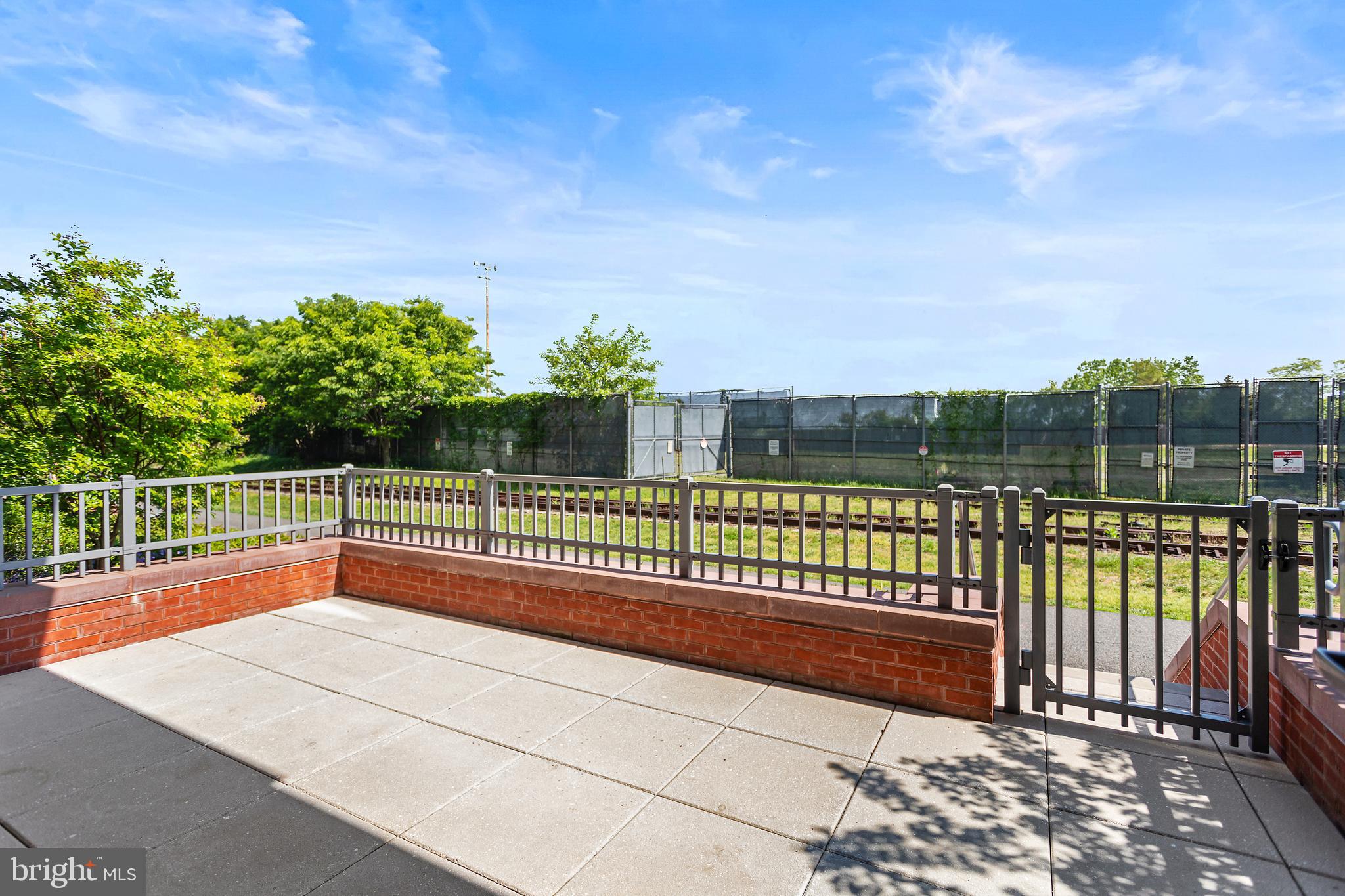 OLD TOWN ALEXANDRIA - Residential