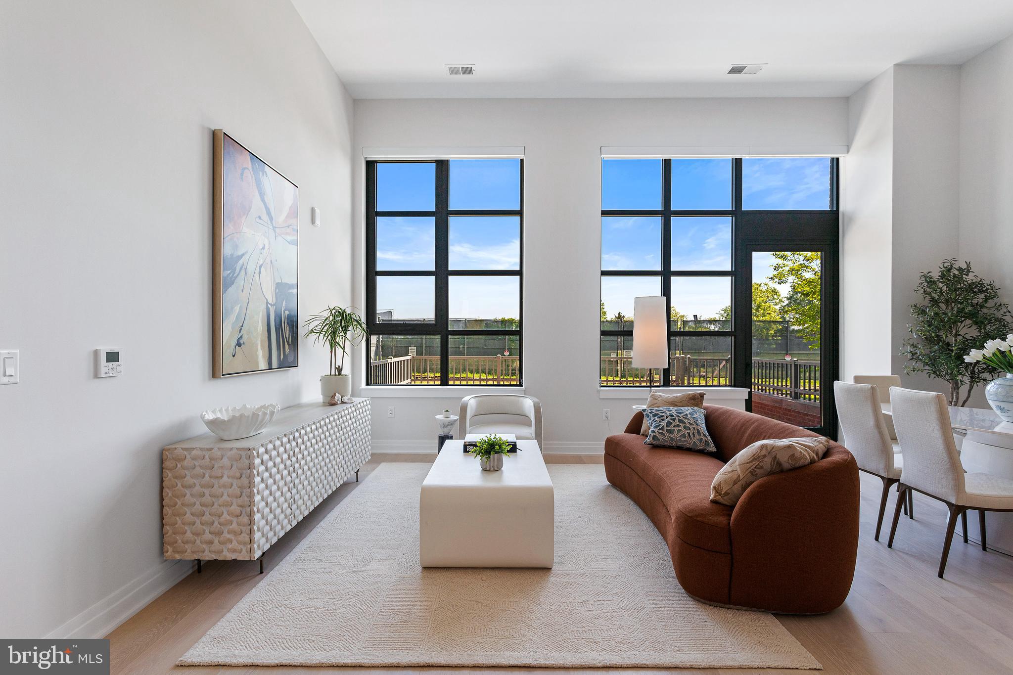 OLD TOWN ALEXANDRIA - Residential