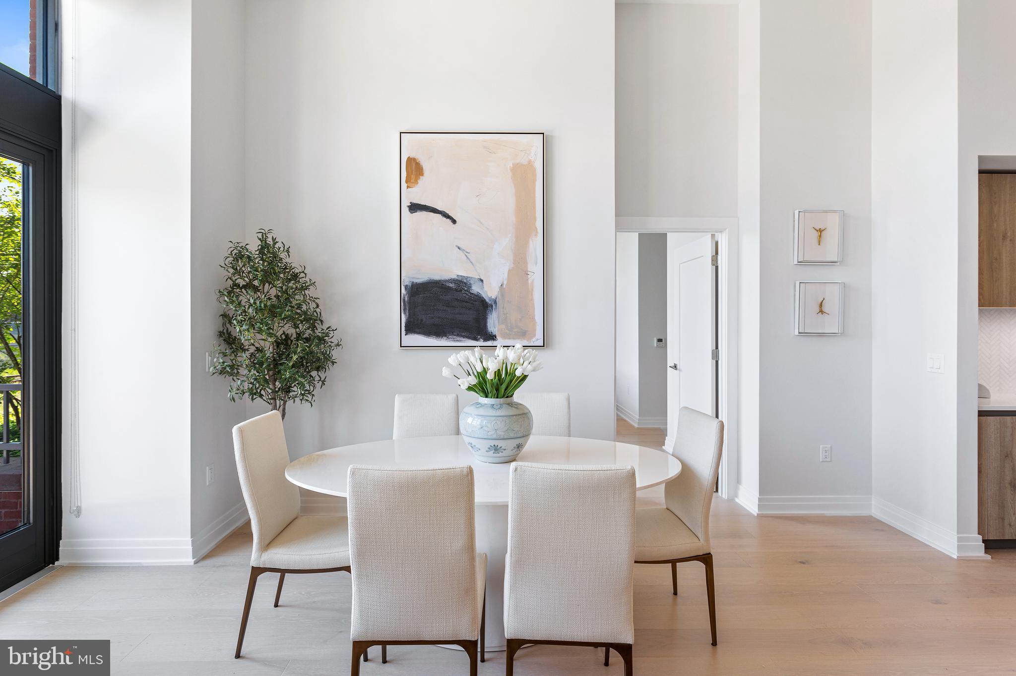 OLD TOWN ALEXANDRIA - Residential