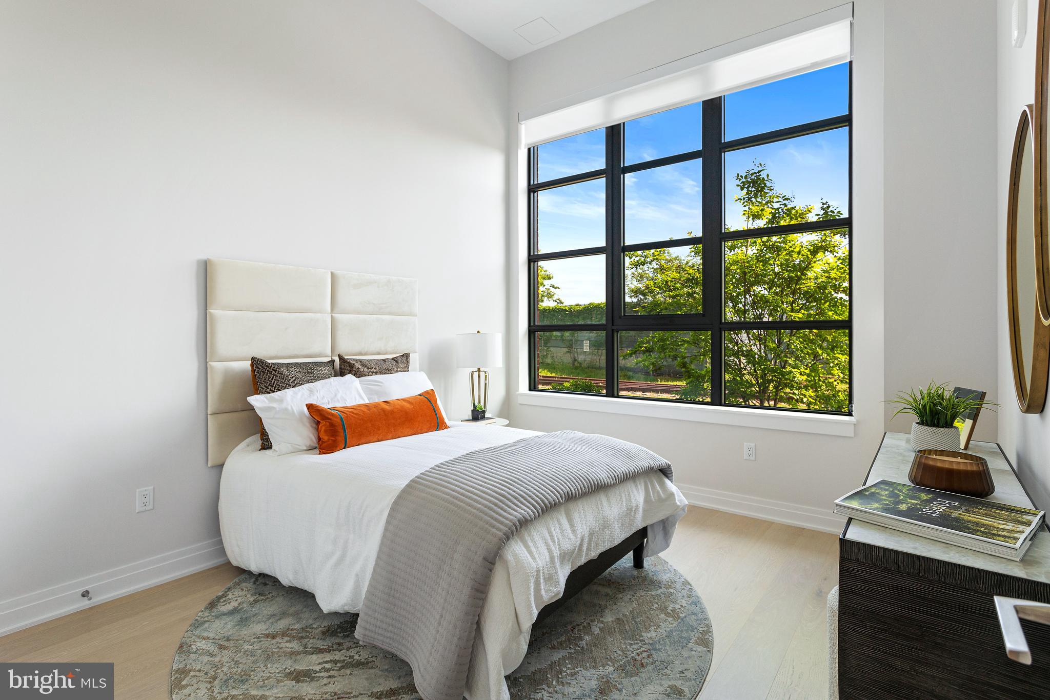 OLD TOWN ALEXANDRIA - Residential