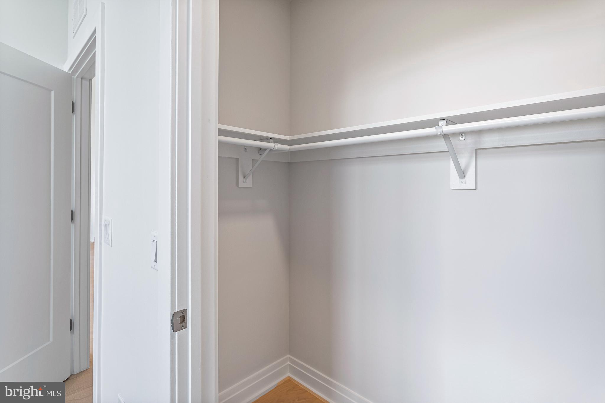 OLD TOWN ALEXANDRIA - Residential