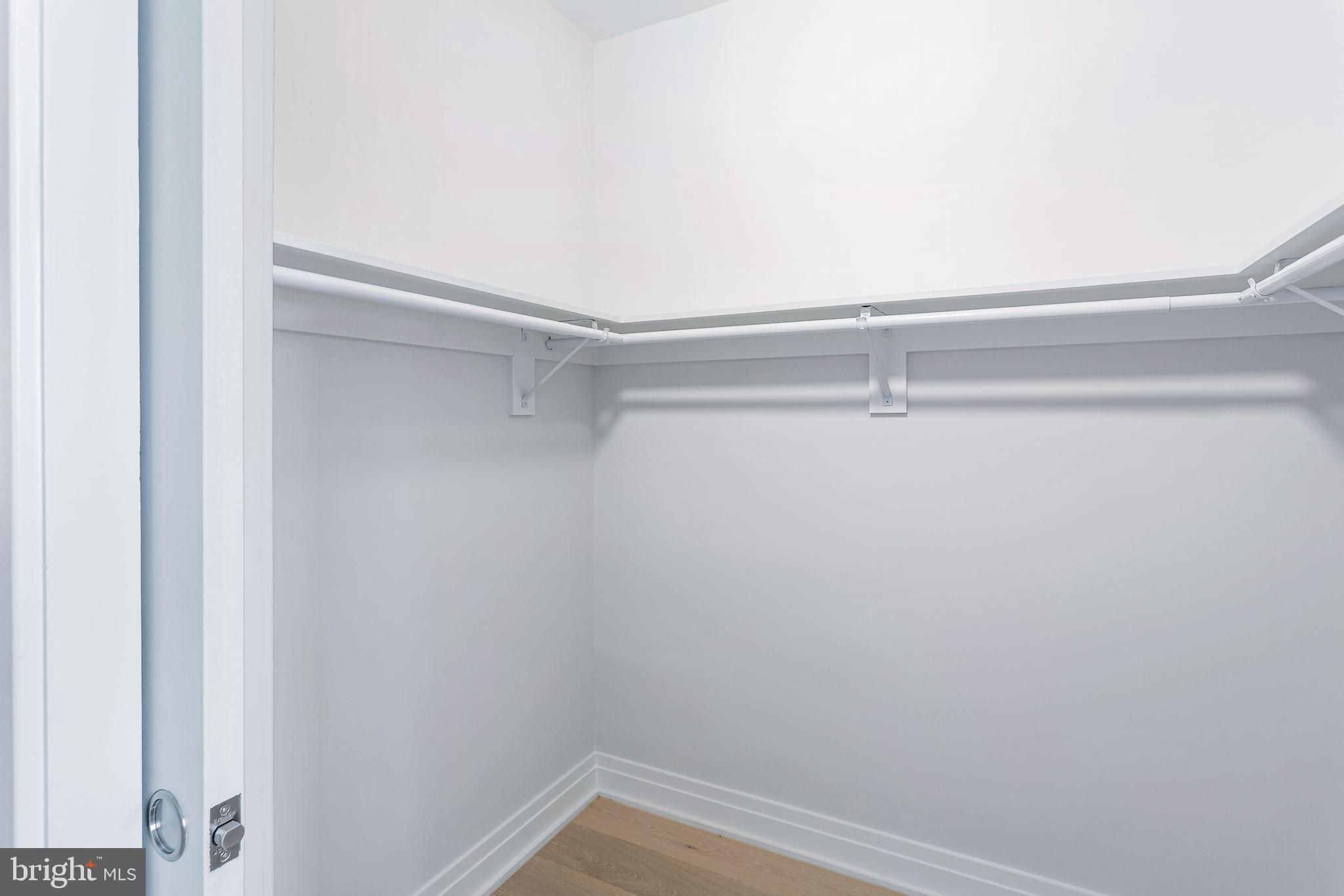 OLD TOWN ALEXANDRIA - Residential