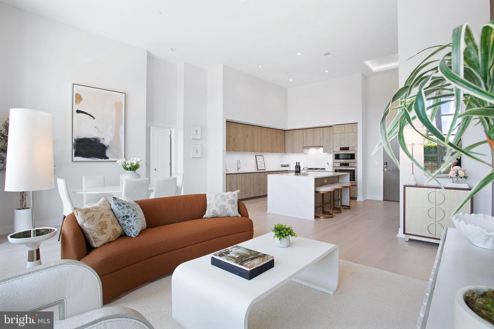 OLD TOWN ALEXANDRIA - Residential