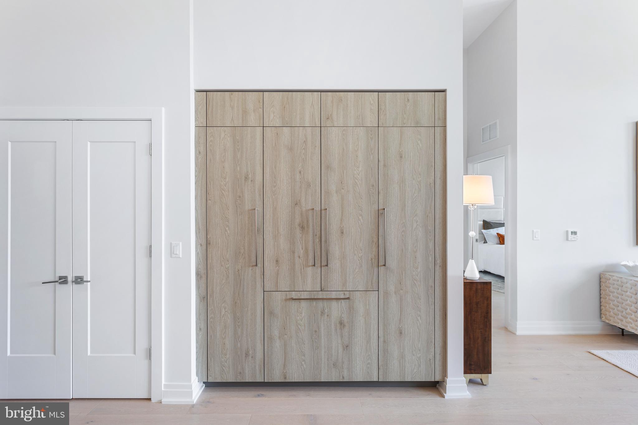 OLD TOWN ALEXANDRIA - Residential