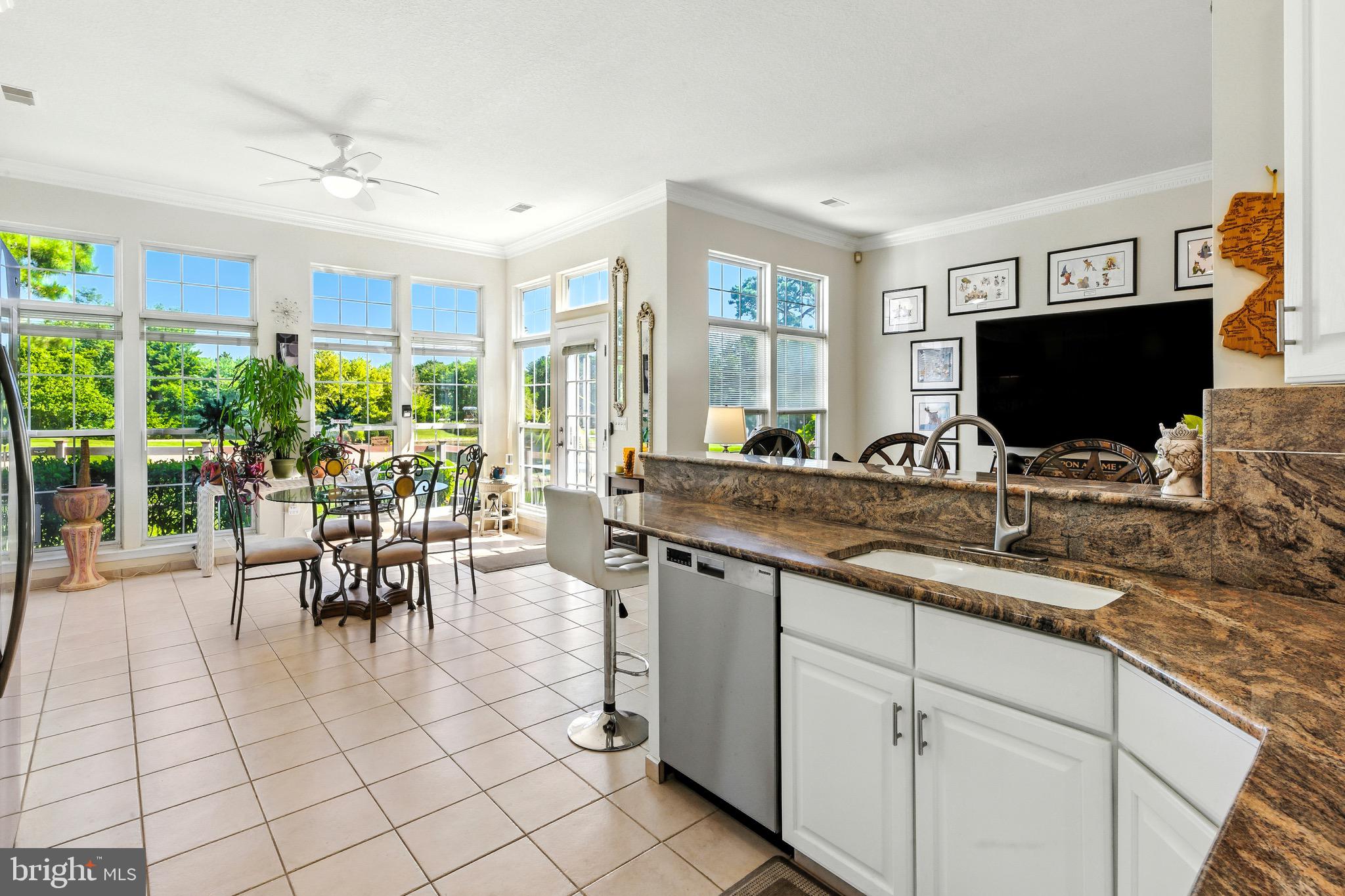 5 GREENFIELDS DRIVE