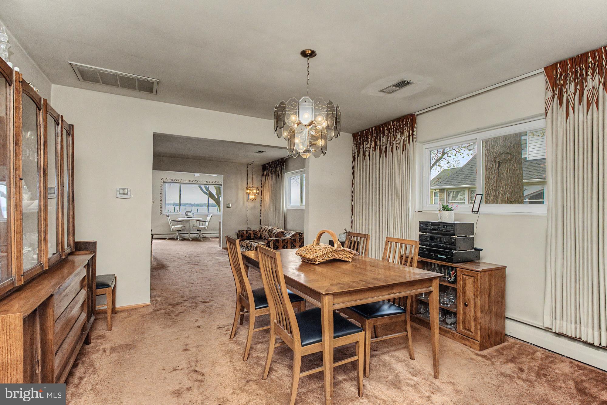 LONG BEACH ESTATES - Residential