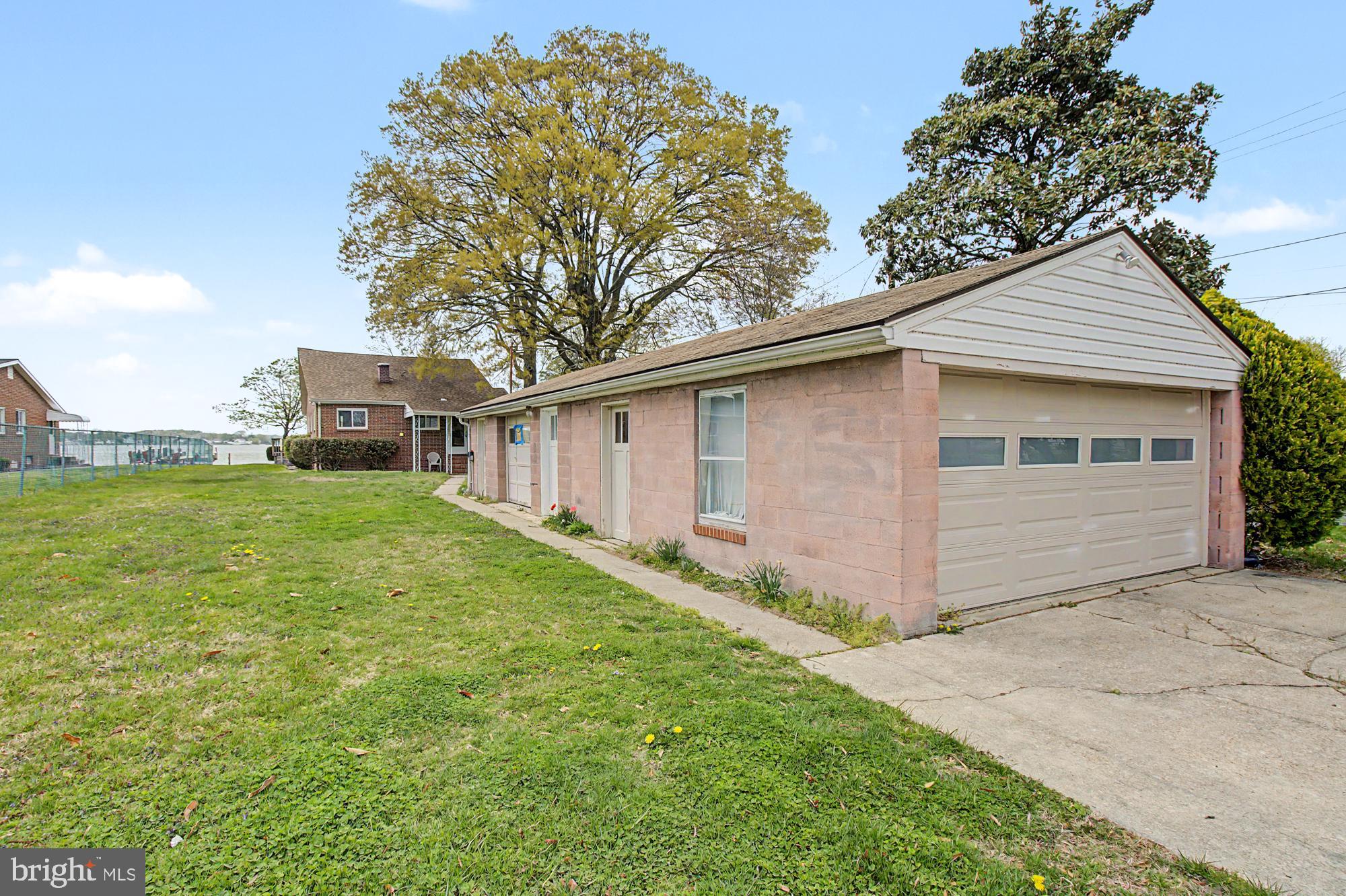 LONG BEACH ESTATES - Residential