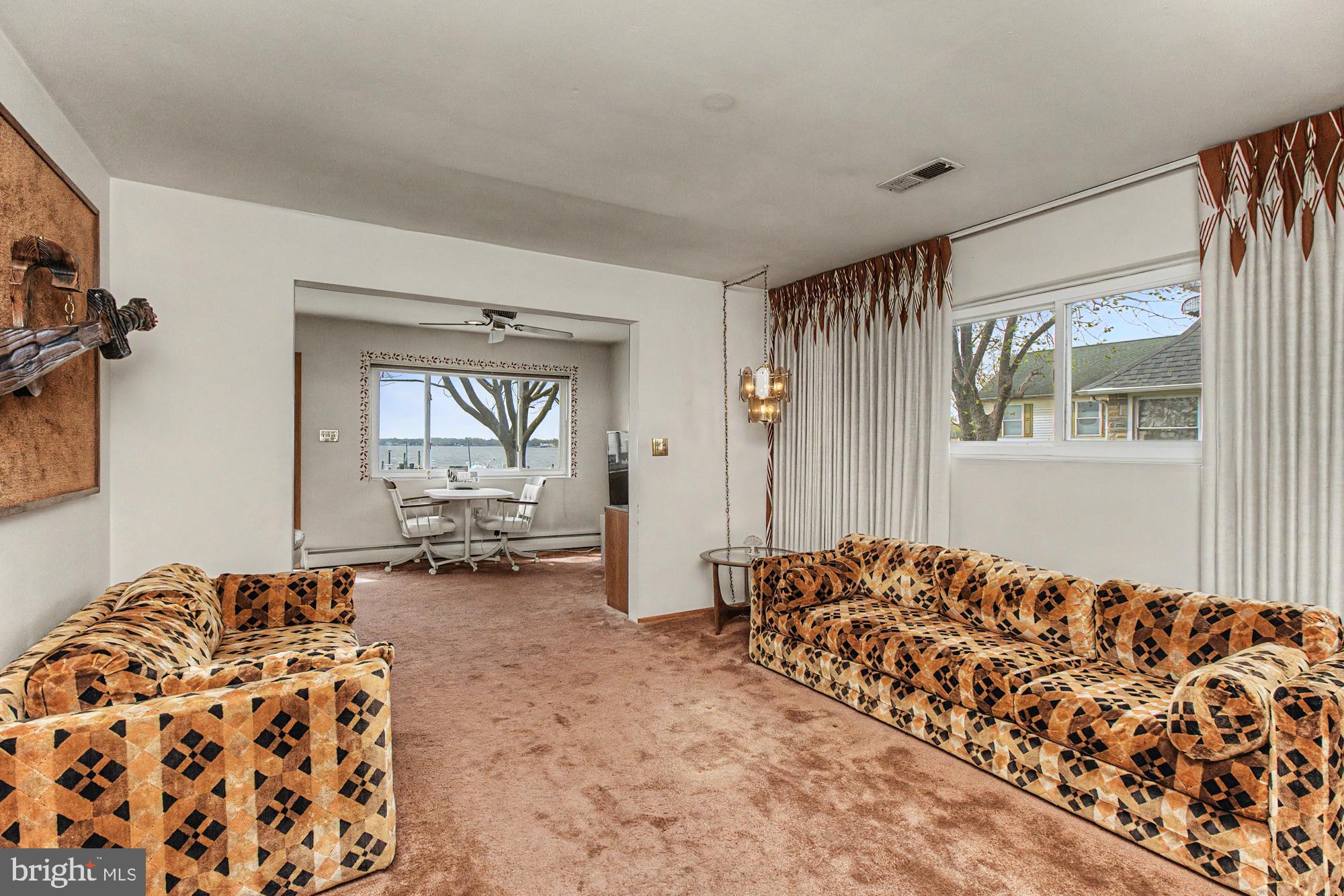 LONG BEACH ESTATES - Residential