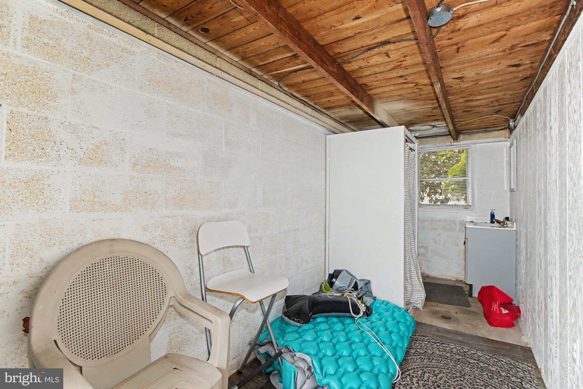 LONG BEACH ESTATES - Residential