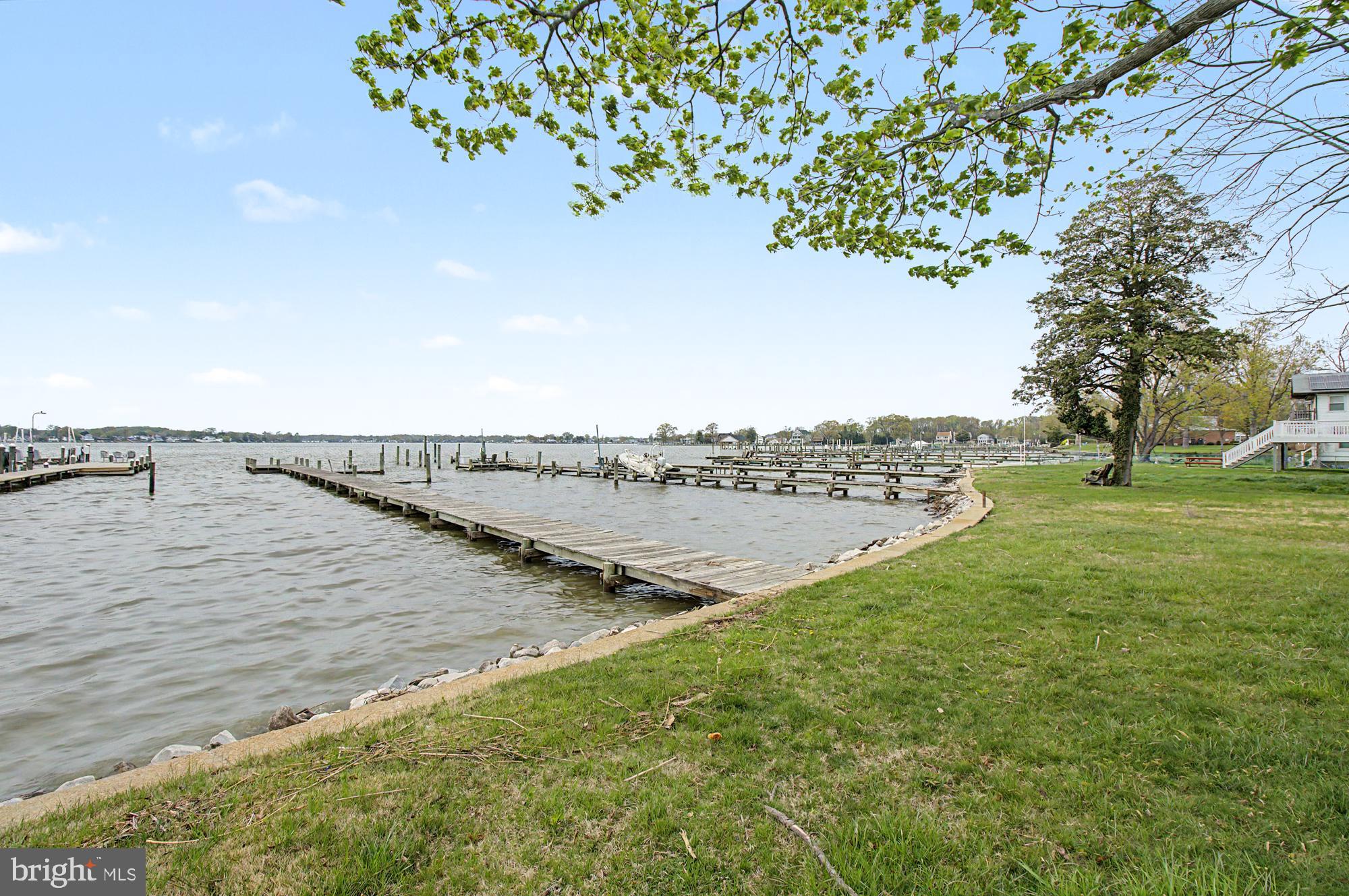 LONG BEACH ESTATES - Residential