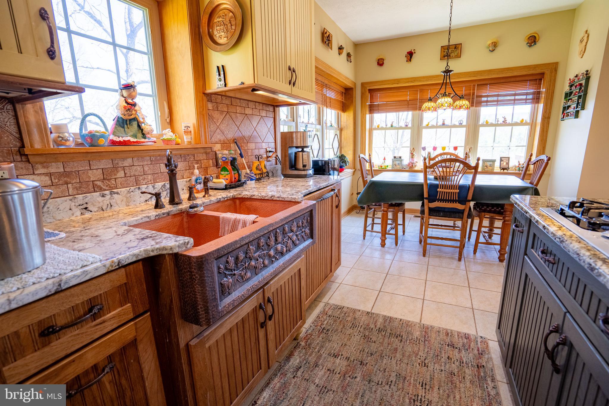 OLD MILL MANOR - Residential