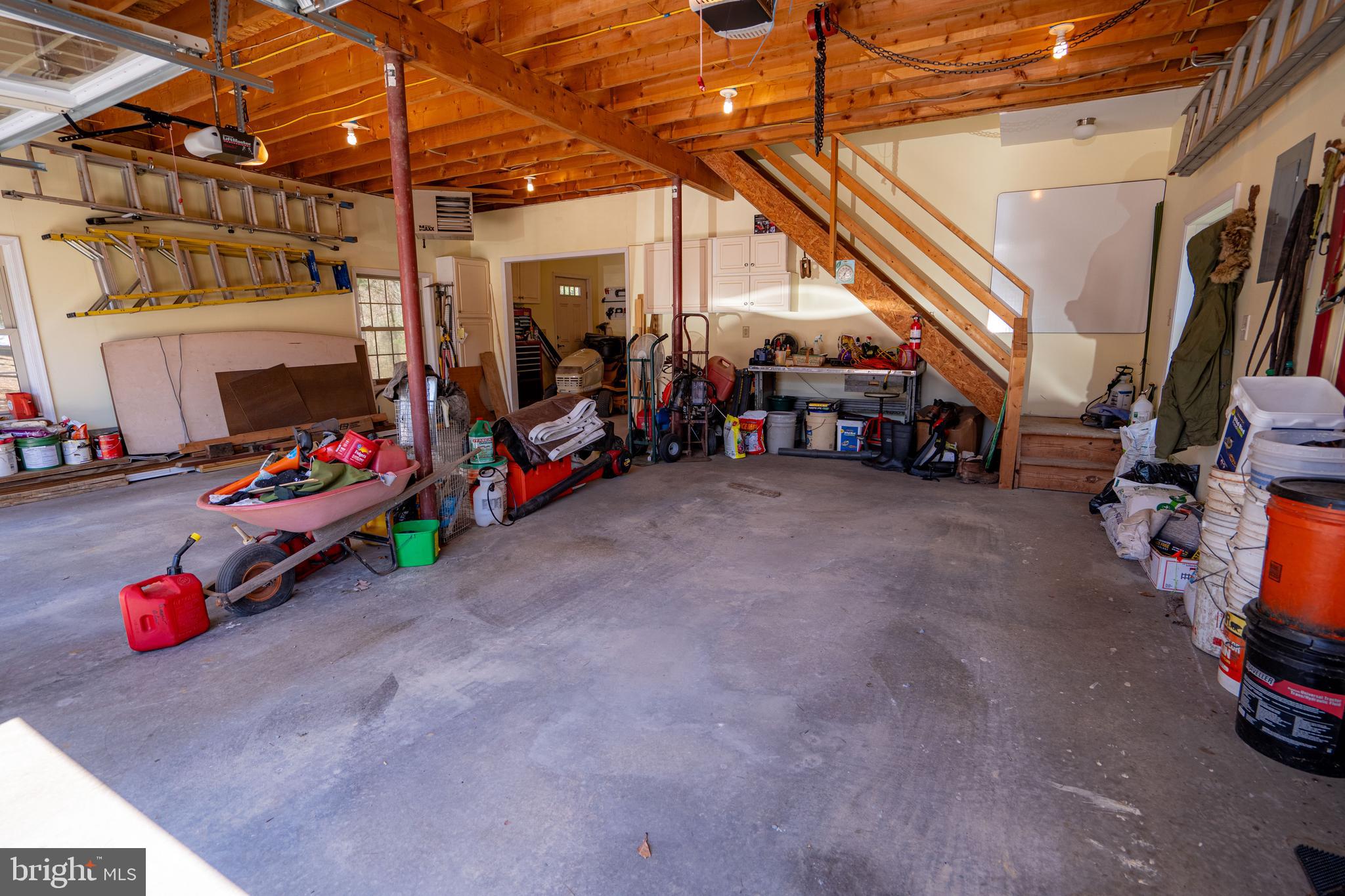 OLD MILL MANOR - Residential