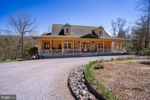 138 Old Mill Manor Trail, Berkeley Springs, WV MLS: WVMO2005784