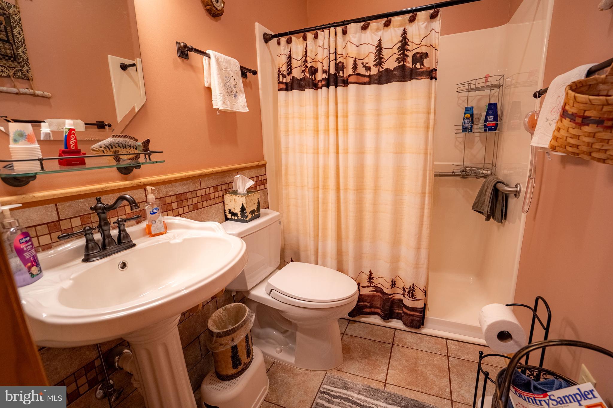 OLD MILL MANOR - Residential