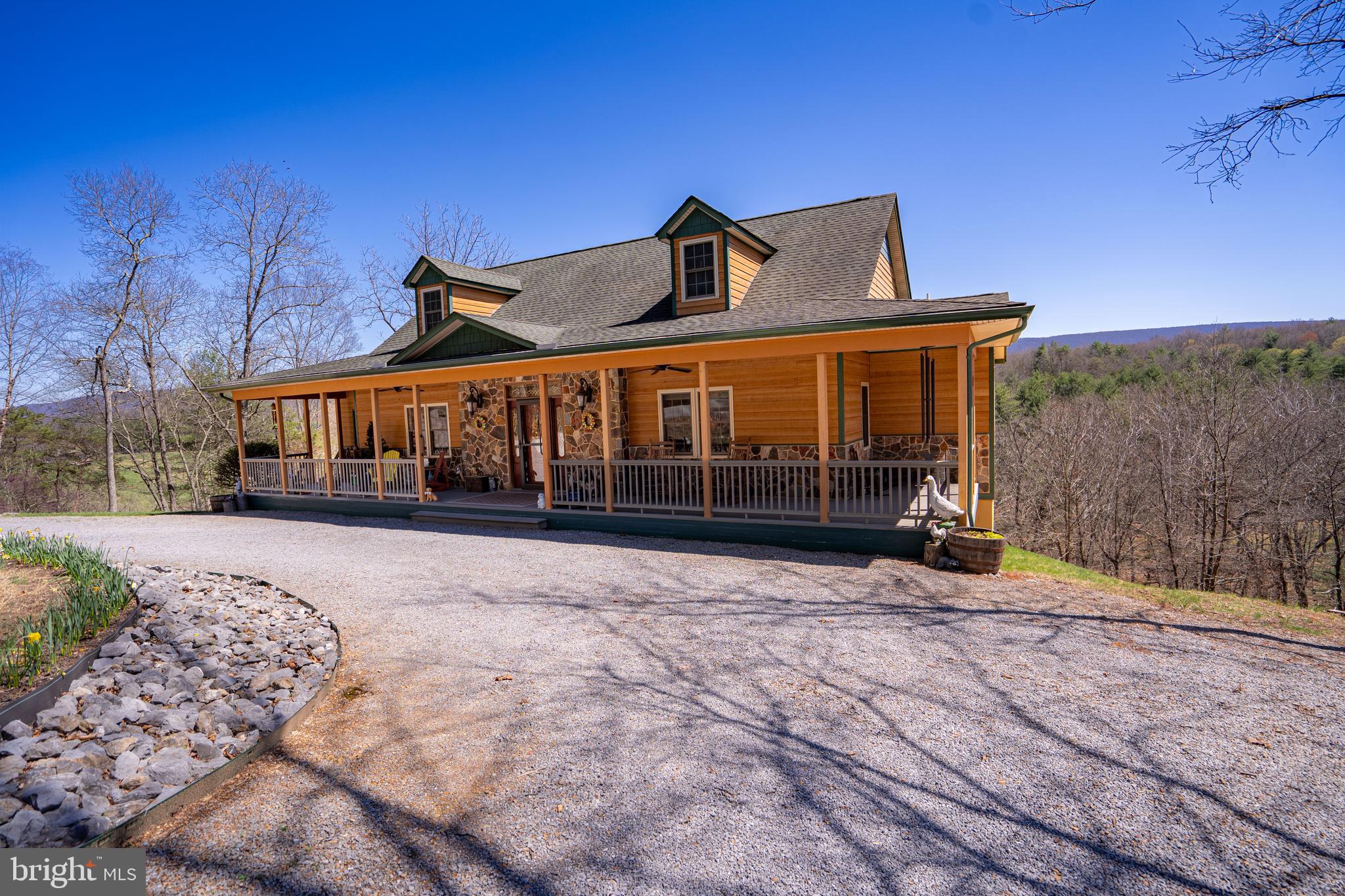 OLD MILL MANOR - Residential