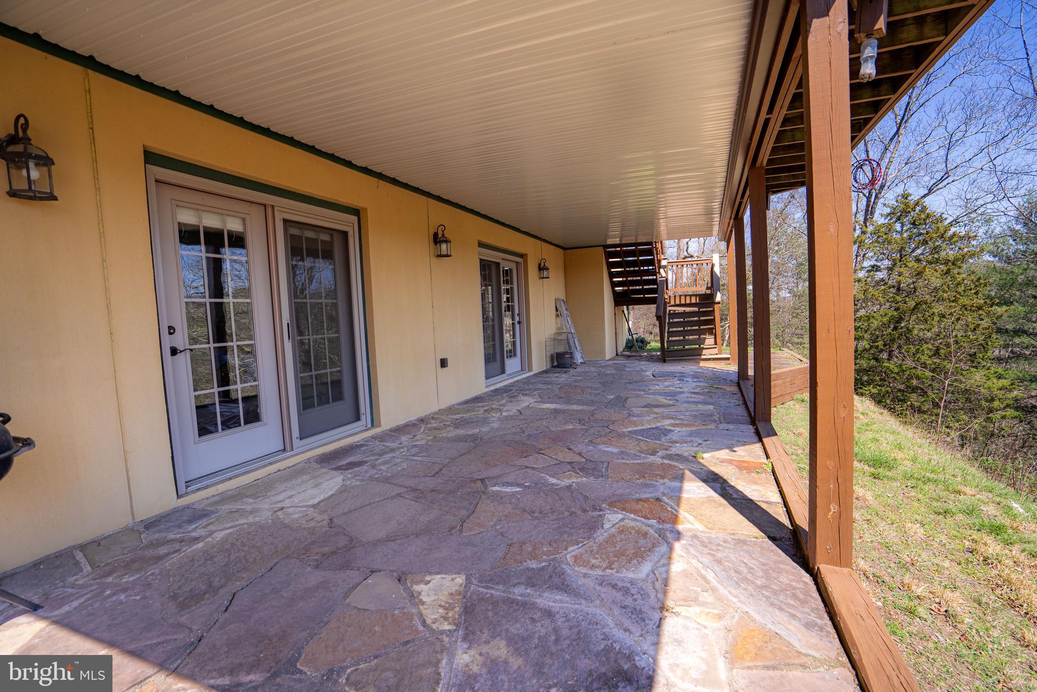 OLD MILL MANOR - Residential