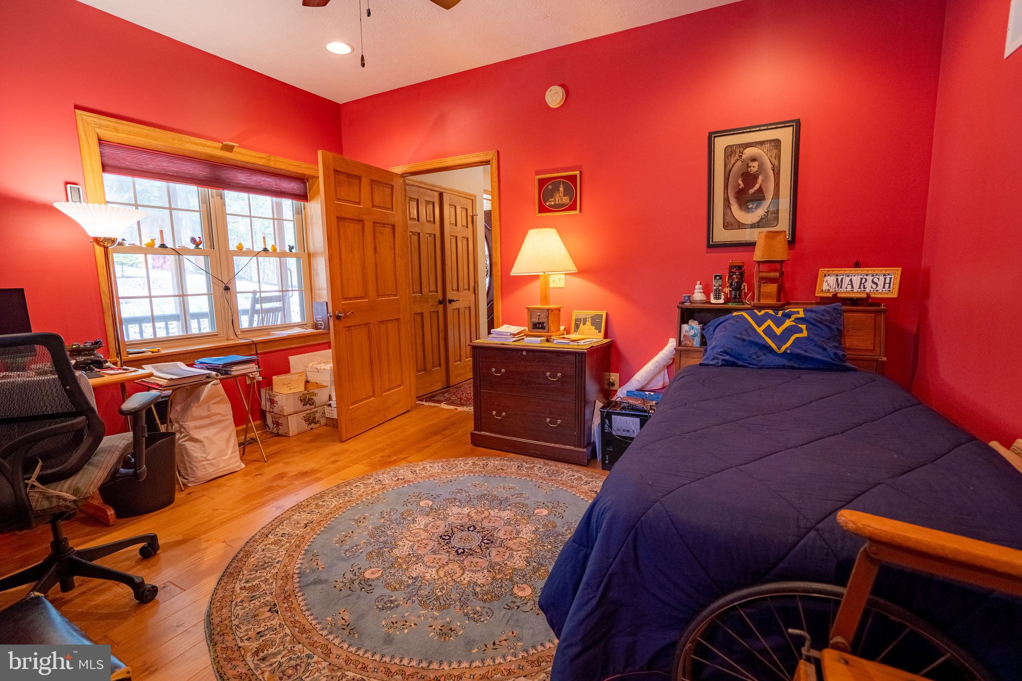 OLD MILL MANOR - Residential