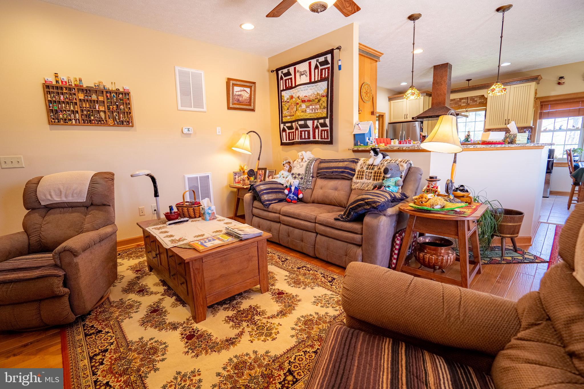 OLD MILL MANOR - Residential