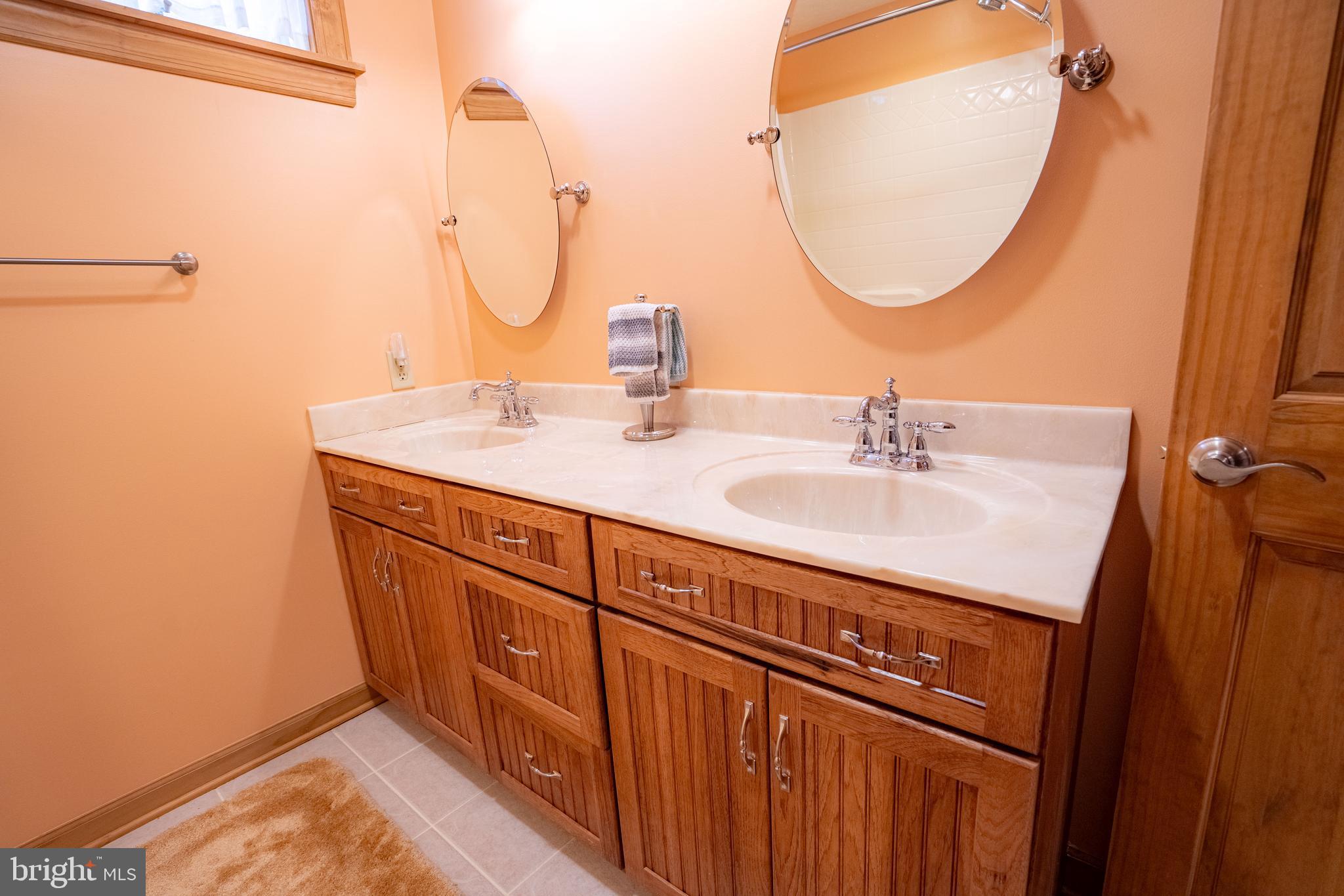 OLD MILL MANOR - Residential