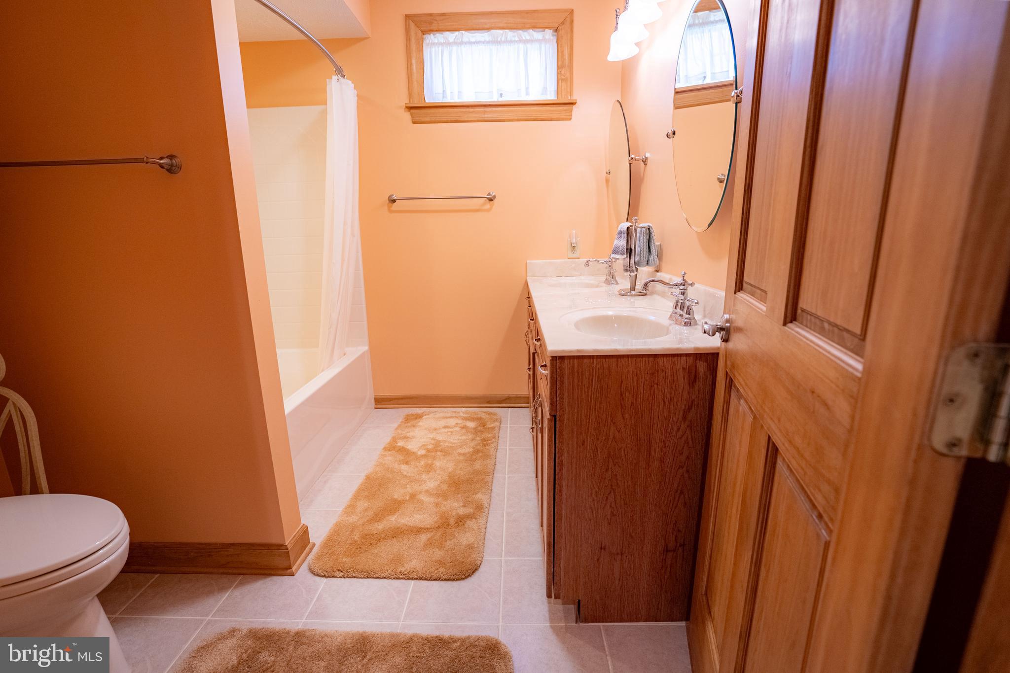 OLD MILL MANOR - Residential