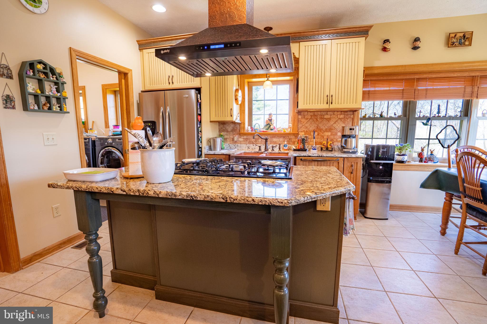 OLD MILL MANOR - Residential