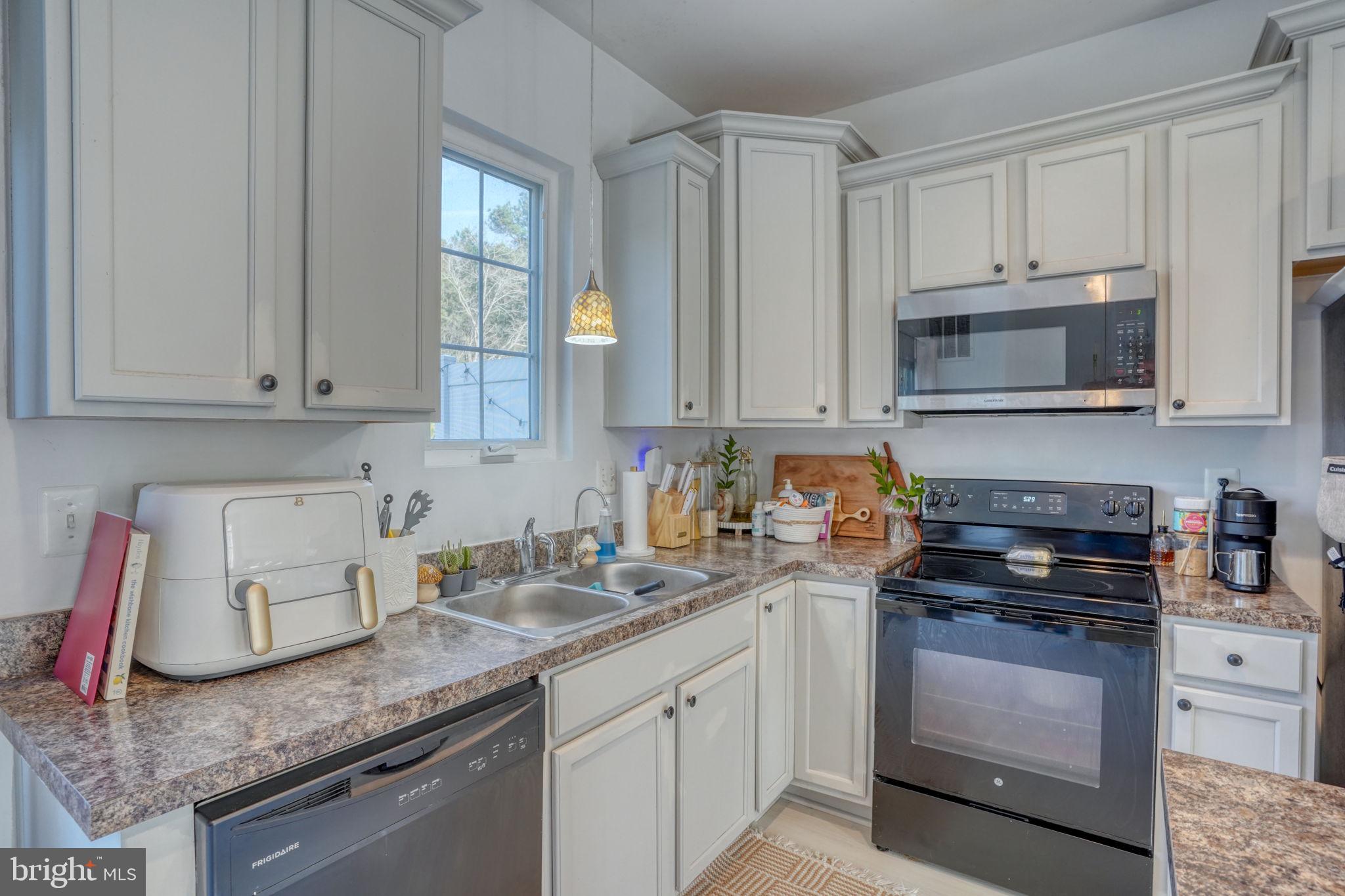 20956 BRUNSWICK LANE