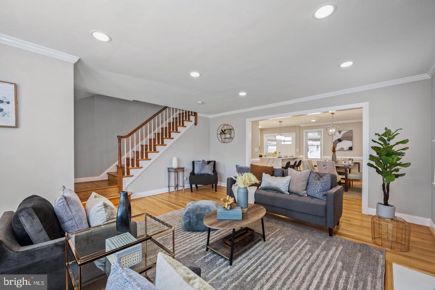 WOODBOURNE HEIGHTS - Residential