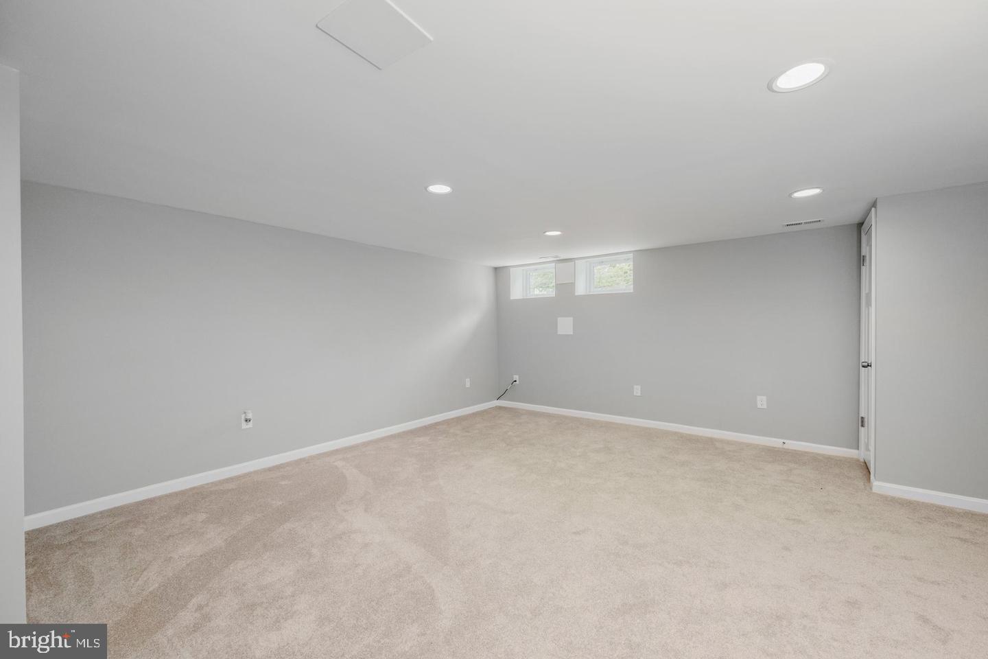 WOODBOURNE HEIGHTS - Residential