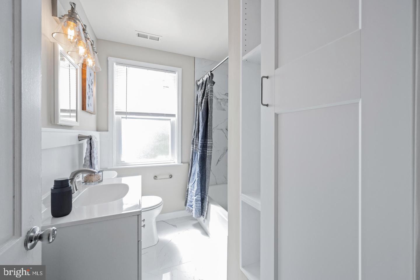 WOODBOURNE HEIGHTS - Residential