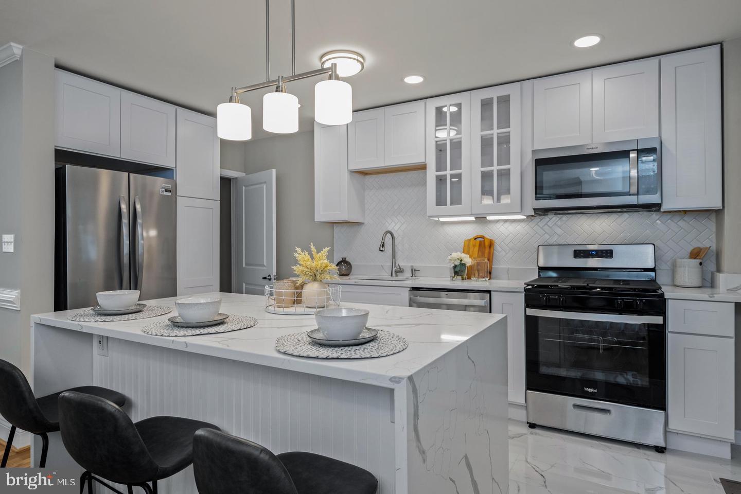 WOODBOURNE HEIGHTS - Residential