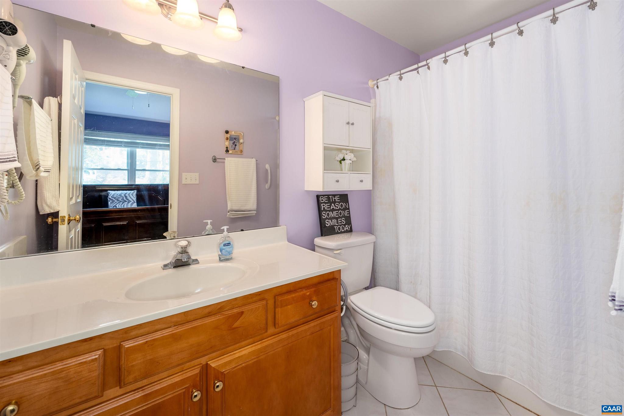 LAKE MONTICELLO - Residential