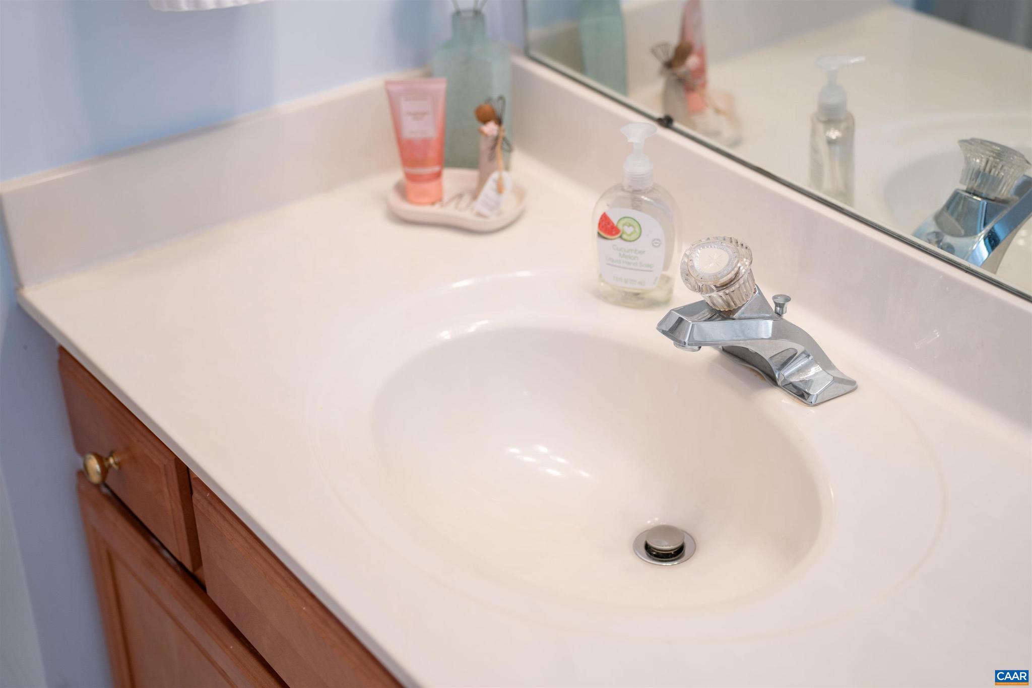 LAKE MONTICELLO - Residential