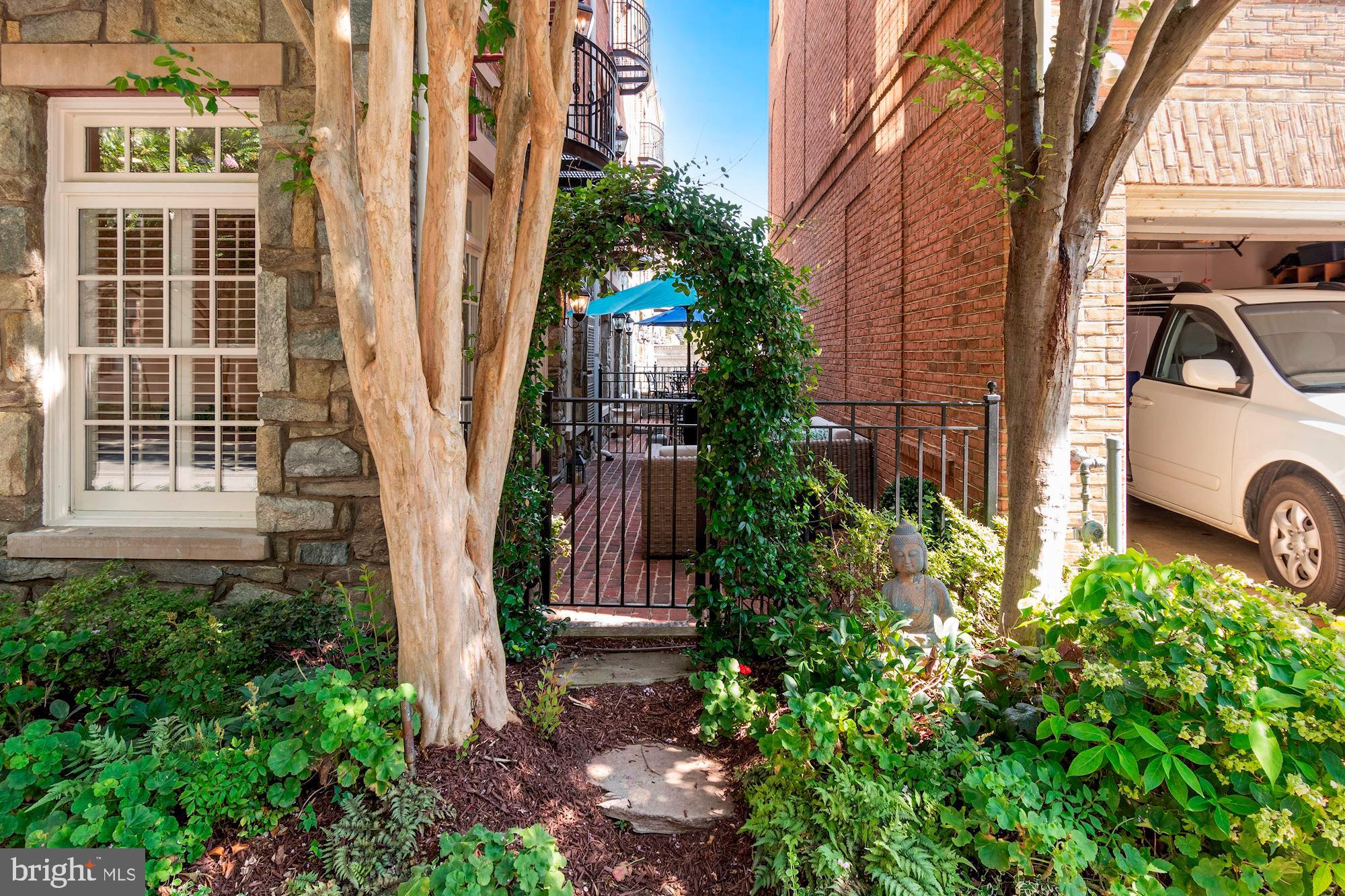 FORDS LANDING - Residential