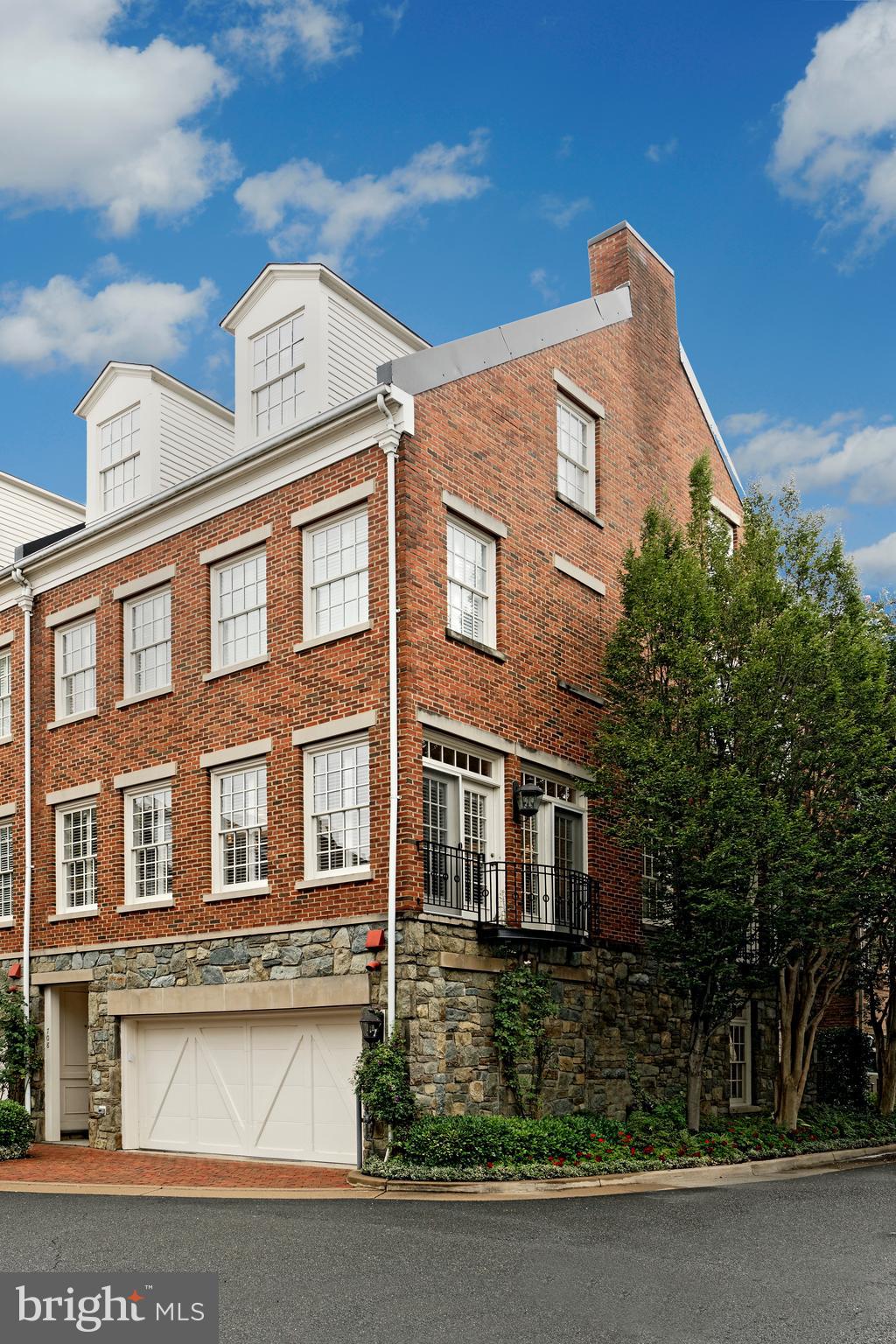 FORDS LANDING - Residential