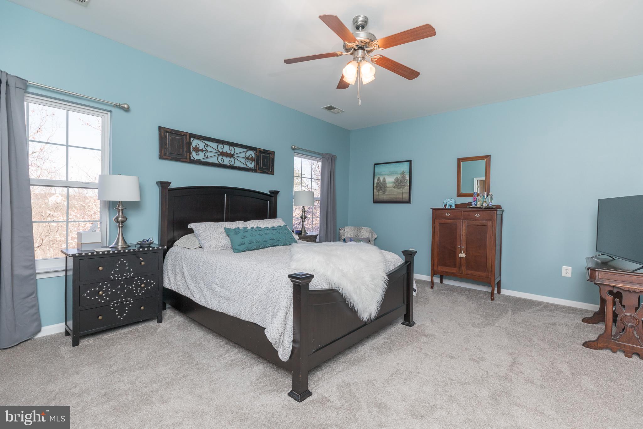 WAKELAND MANOR - Residential Lease