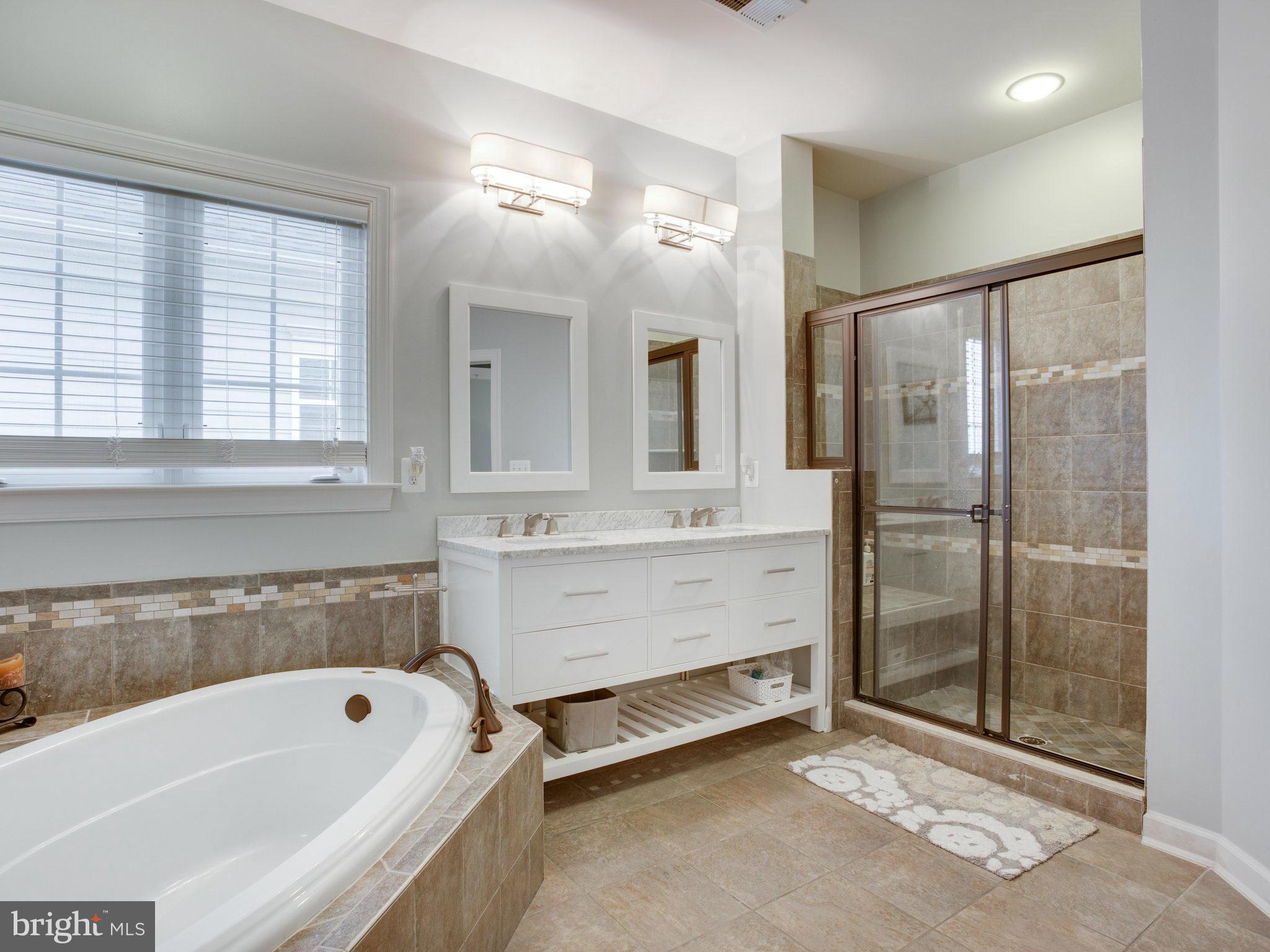 GIBSONS GRANT - Residential