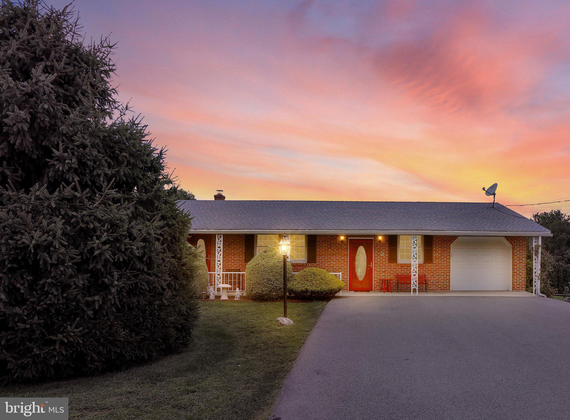 16 ADELE AVENUE