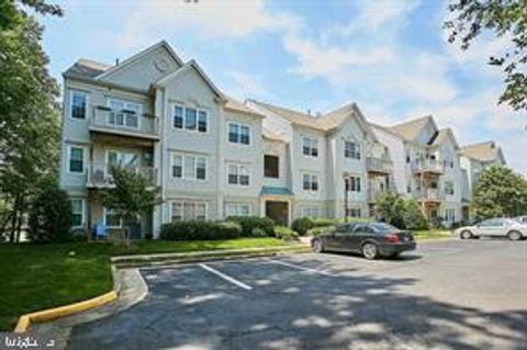 12491 HAYES CT 303 FAIRFAX VA 22033