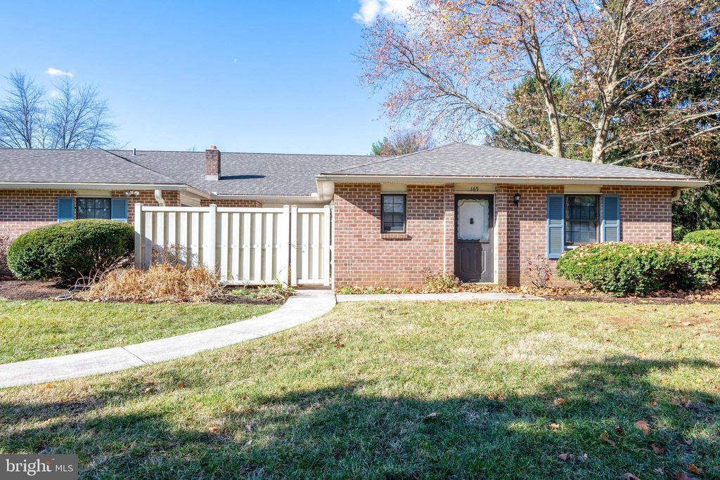 Photo of 165 Valleybrook Drive, LANCASTER, PA 17601 (MLS # PALA2061168)