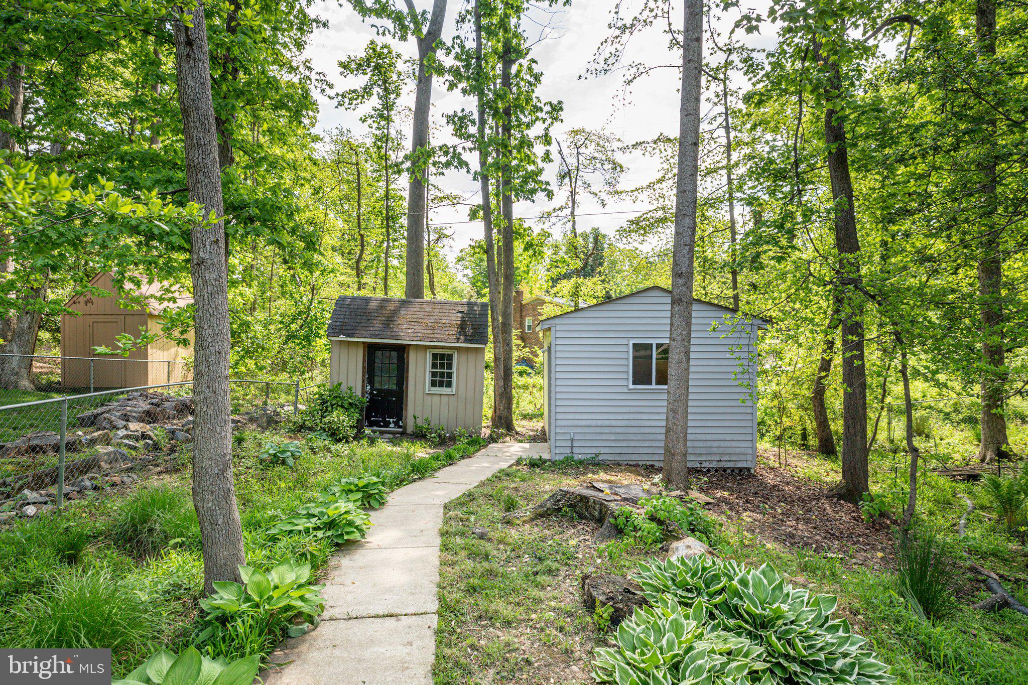 BROWNS - Residential