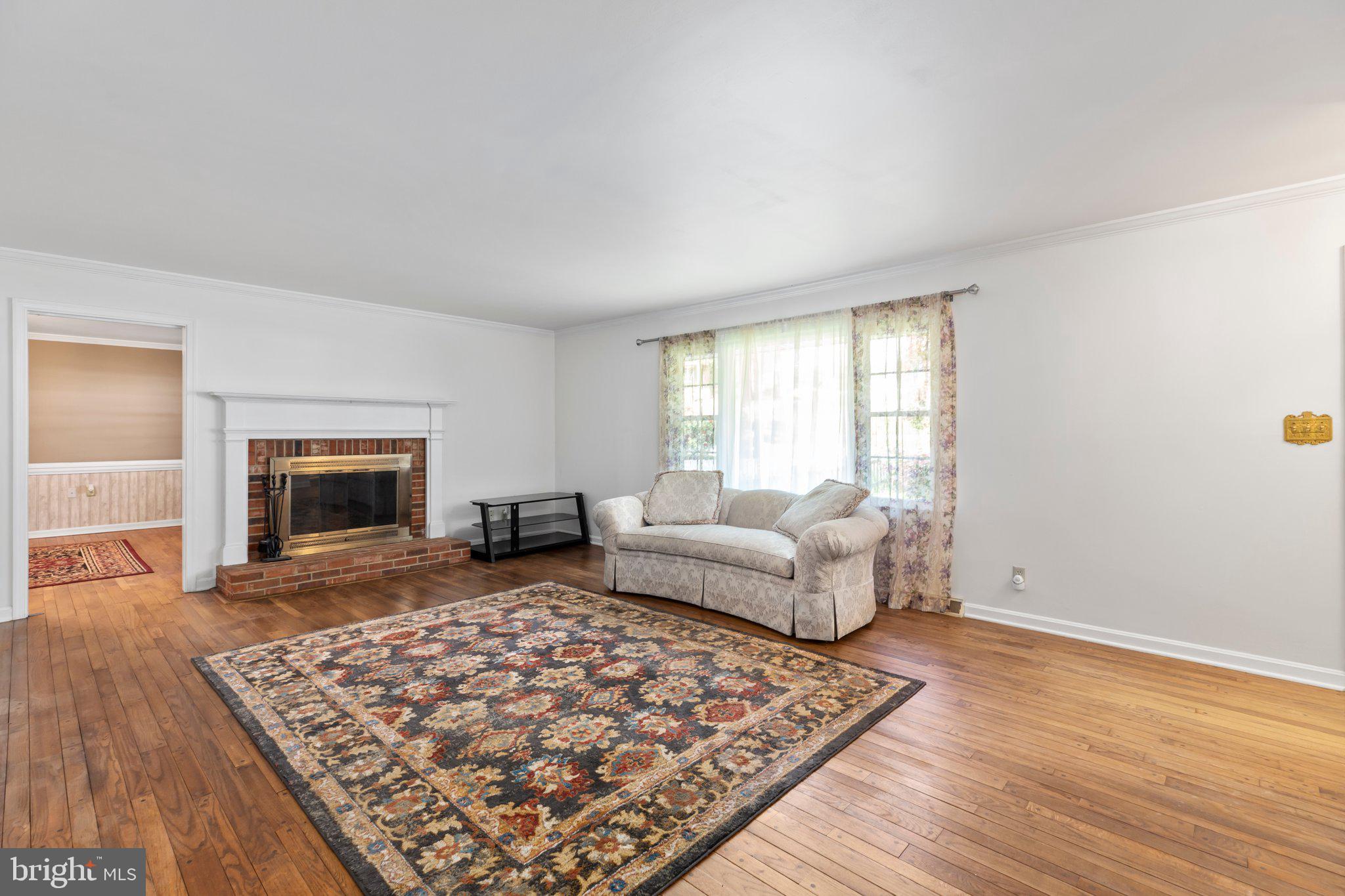 BROWNS - Residential