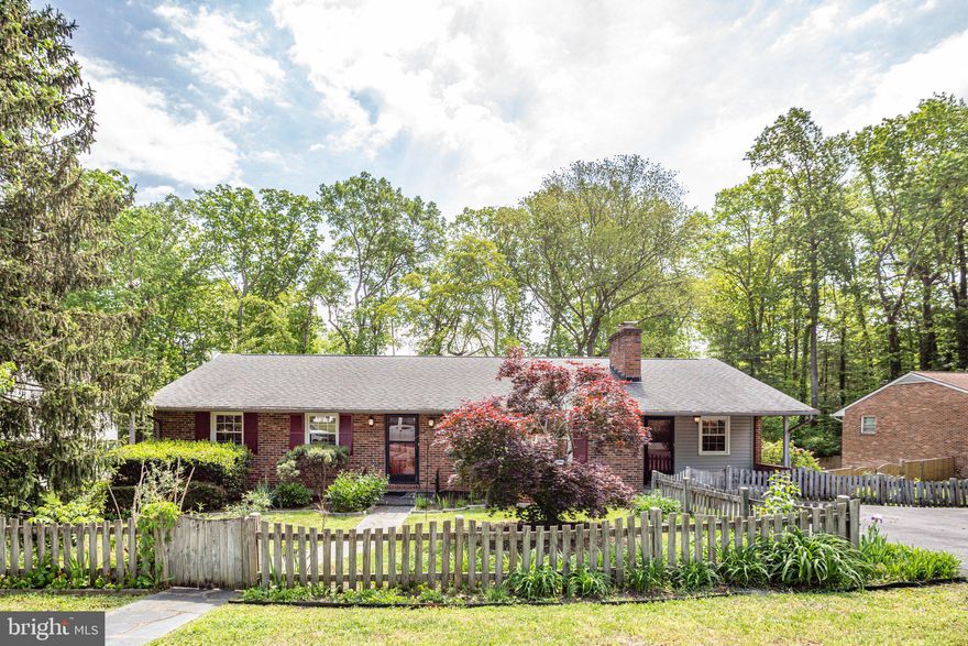 Welcome to this exciting fixer-upper opportunity in Fredericksburg! This sweet 4-bedroom, 3-bathroom home is just waiting for the right buyer to come in and make it shine. With its charming curb appeal and spacious layout, this home has endless potential. The living room with a wood-burning fireplace makes a great blank canvas for you to create the perfect space for entertaining family and friends. The large front window provides plenty of natural light, giving the space a warm and inviting atmosphere. The kitchen is a fixer-upper's dream, offering the chance to design your dream kitchen from scratch. With its current layout, the space is perfect for a modern, open-concept kitchen with top-of-the-line appliances and sleek finishes. The adjacent dining room is ready to host your next dinner party. The bedrooms offer endless possibilities for customization. With a little TLC, the primary bedroom could be transformed into the perfect spot for a good night’s sleep, complete with an ensuite bathroom. The three additional bedrooms are ready to be transformed into cozy and inviting spaces for family and guests. The lower level family room comes complete with a projector and screen to watch your favorite movies. You’ll want to spend all your time in the warm and inviting sunroom that overlooks the large rear yard, complete with a hot tub! Outside, the backyard provides a great start for creating your dream outdoor oasis. With a bit of landscaping and creativity, this space could be transformed into a beautiful and relaxing retreat. There is a storage shed and workshop with electricity, as well as additional storage under the sunroom with electric service. Solar panels are positioned on the roof to assist with lowering your electric bills, and HVAC was recently ungraded. Located just minutes away from all that downtown Fredericksburg has to offer, this home offers the perfect opportunity to invest in a hidden gem of a neighborhood and create the home of your dreams. Don't miss out on this incredible opportunity!