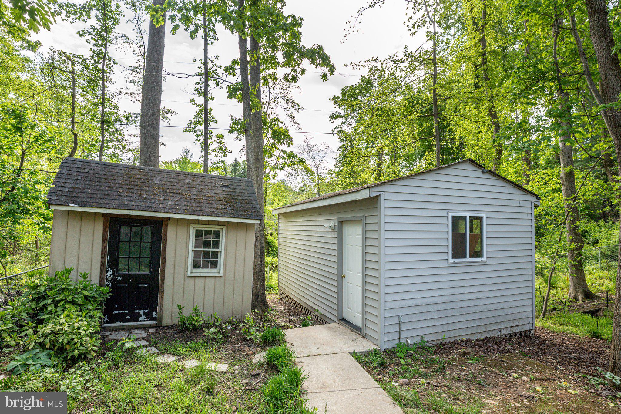 BROWNS - Residential