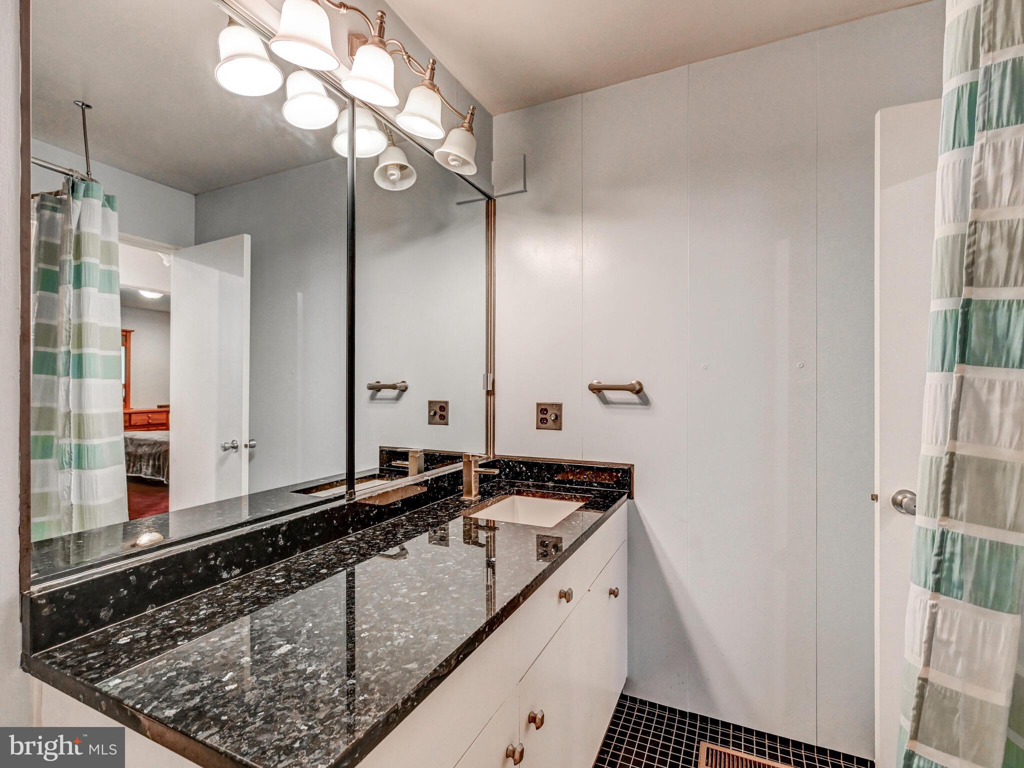 STEVENSON - Residential