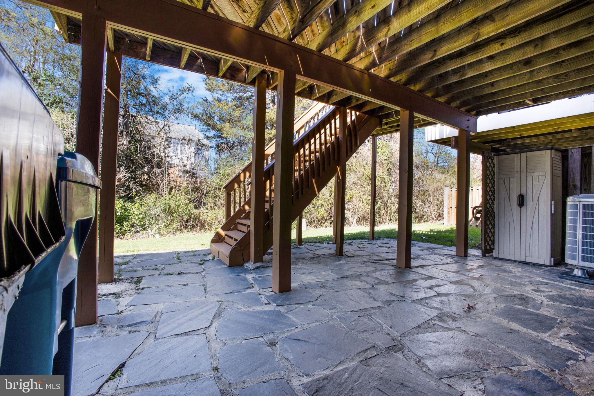 SOUTH RIDING - Residential Lease